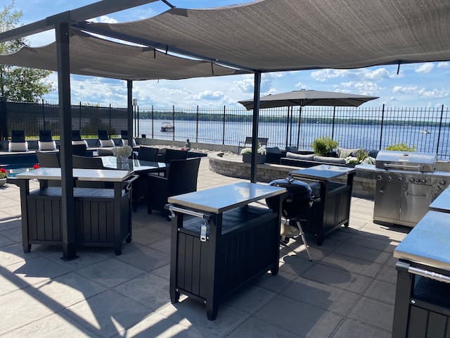 Welcome to your Shoreline Getaway gallery image 5