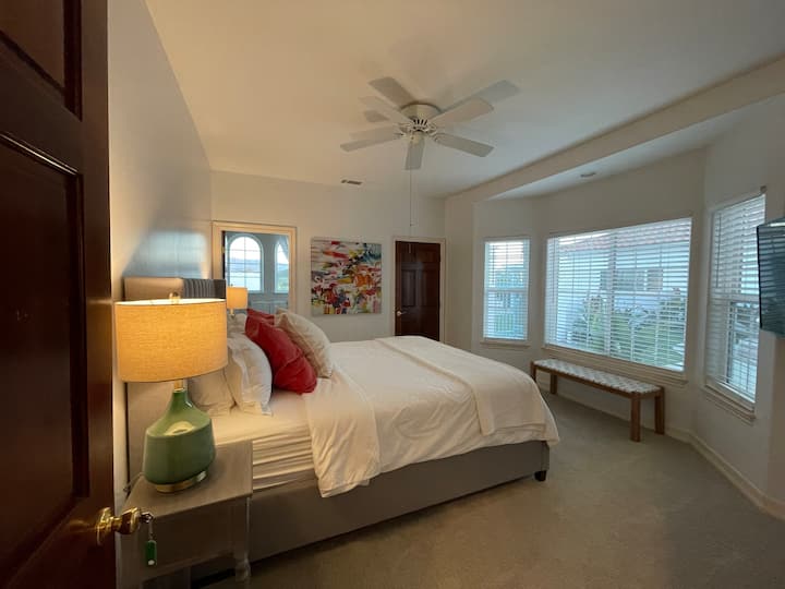 Private Room On Vineyard Estate - El JardÃn - Temecula, CA