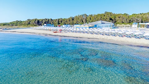 Full beach apartment in private residence