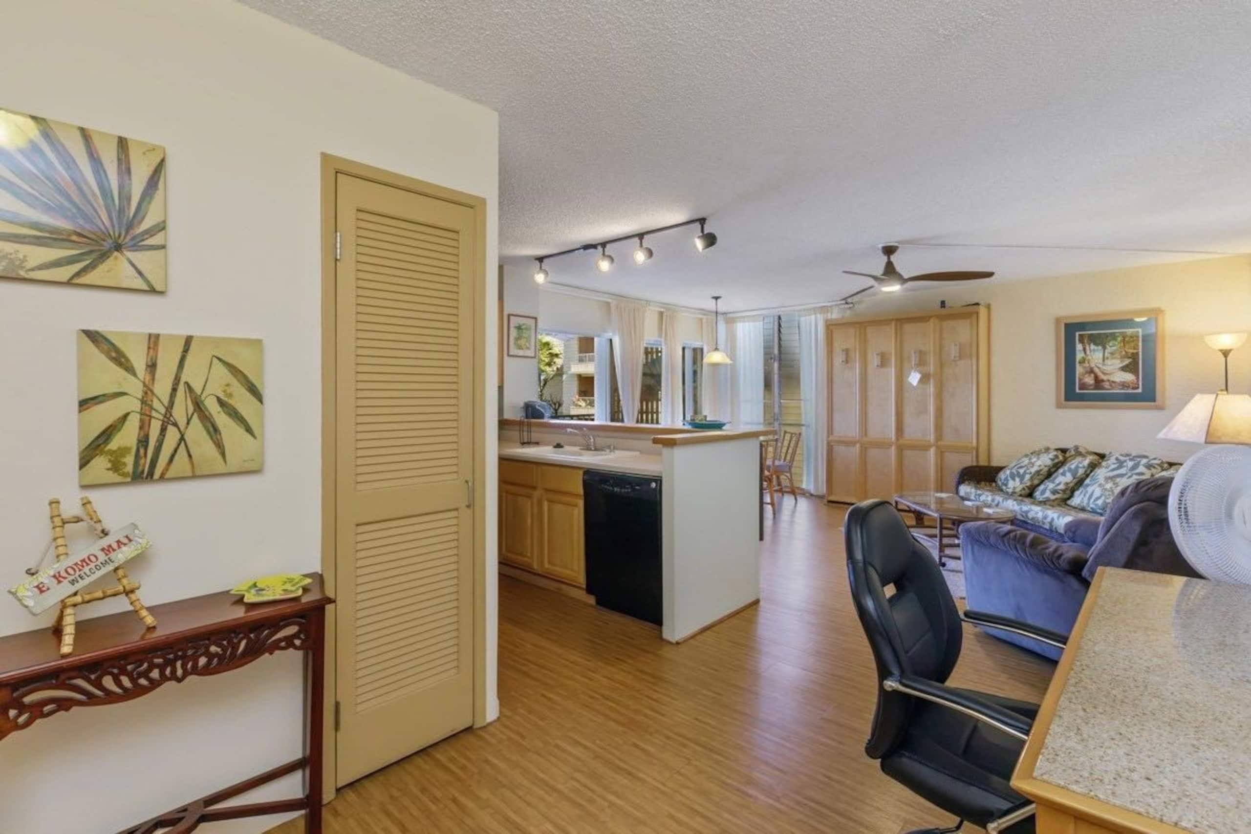 Condo in Kailua-Kona · ★4.86 · 1 bedroom · 3 beds · 1 private bath - Image 2