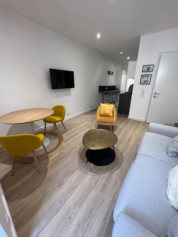 Ajaccio  T2 Avec 1 Chambre Hyper Centre  Fesch - ibis budget Ajaccio