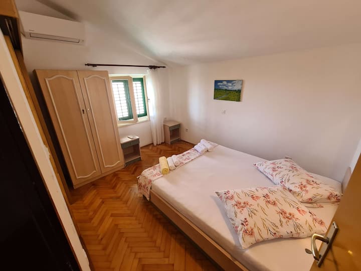 საძინებელი 2