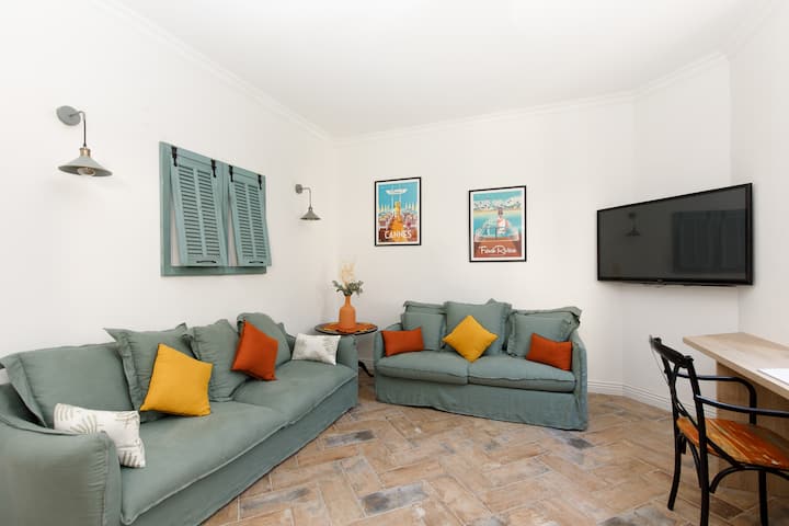 მისაღები სივრცე