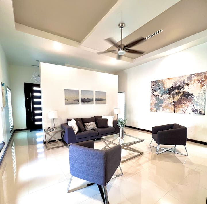 Casa Ave Del Paraiso - Brownsville, TX
