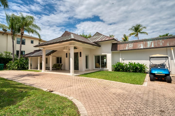Beautiful Island Home! Golf Cart included.