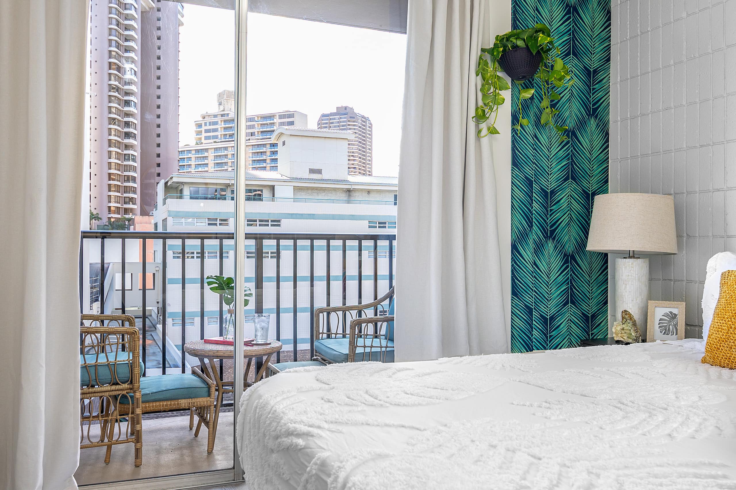 Condo in Honolulu · ★4.68 · 1 bedroom · 2 beds · 1 shared bath - Image 22