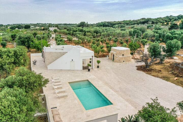 Beautiful Villa and trullo in Ostuni. Villa Isa gallery image 2