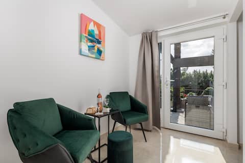 Successful Airbnb property: Villa Clara - close to the beach and with a view in Ika