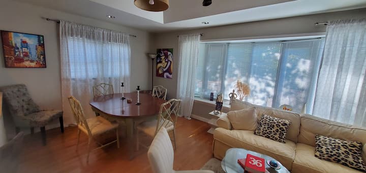 Beach House Getaway With A Pond, Parking, & Peace! - Long Beach, NY