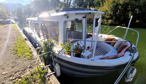 Le Pablo Boat