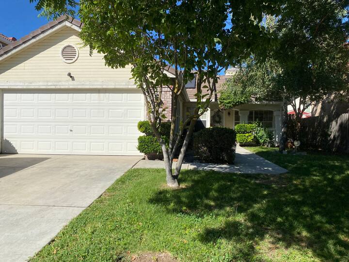 2 Relaxing Room Near SJ Hospital & I5 Houses for Rent in Stockton