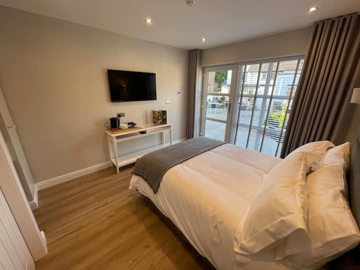 Horse Chestnut Deluxe Double Room @The White Swan - Wetherby
