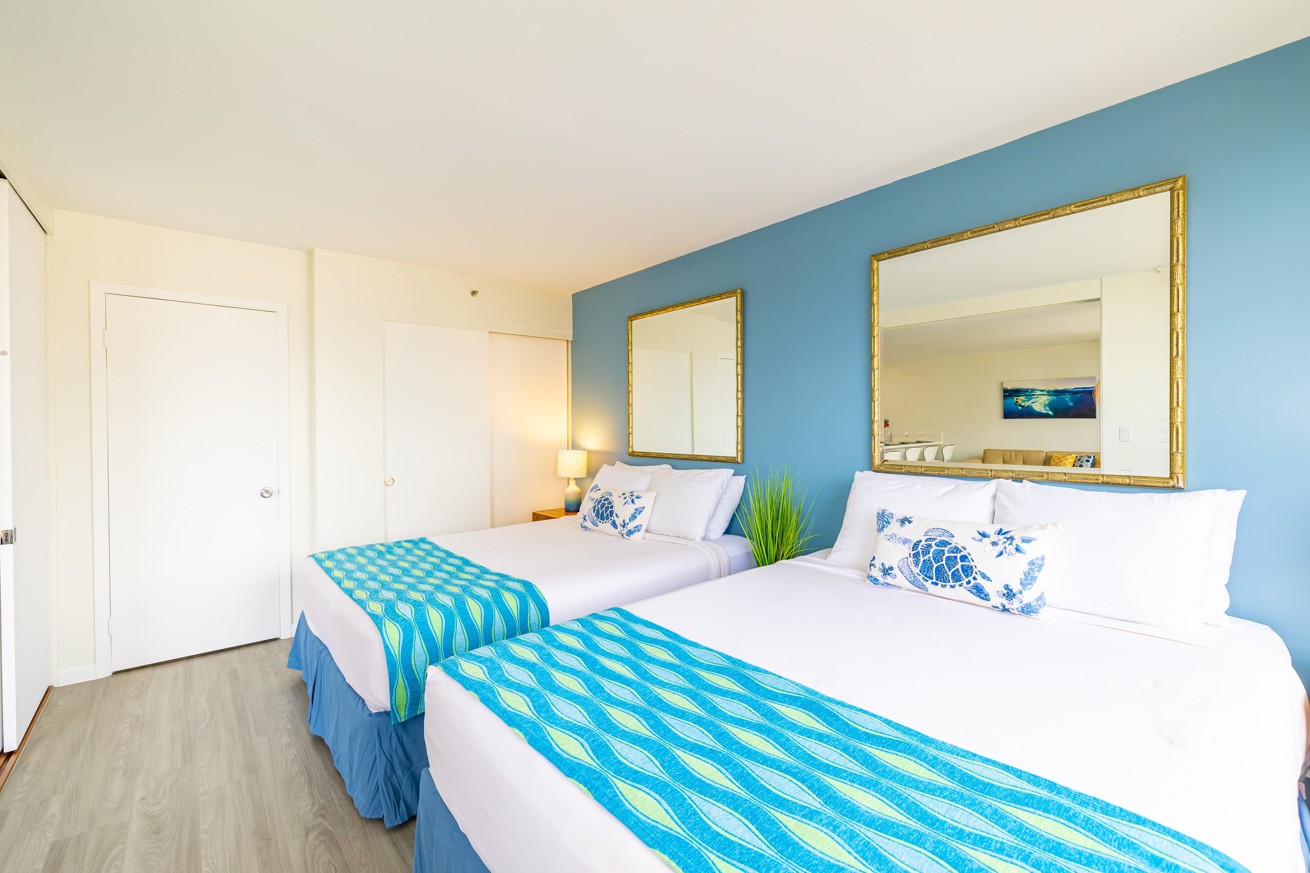 Condo in Honolulu · ★4.77 · 1 bedroom · 3 beds · 1 private bath - Image 18