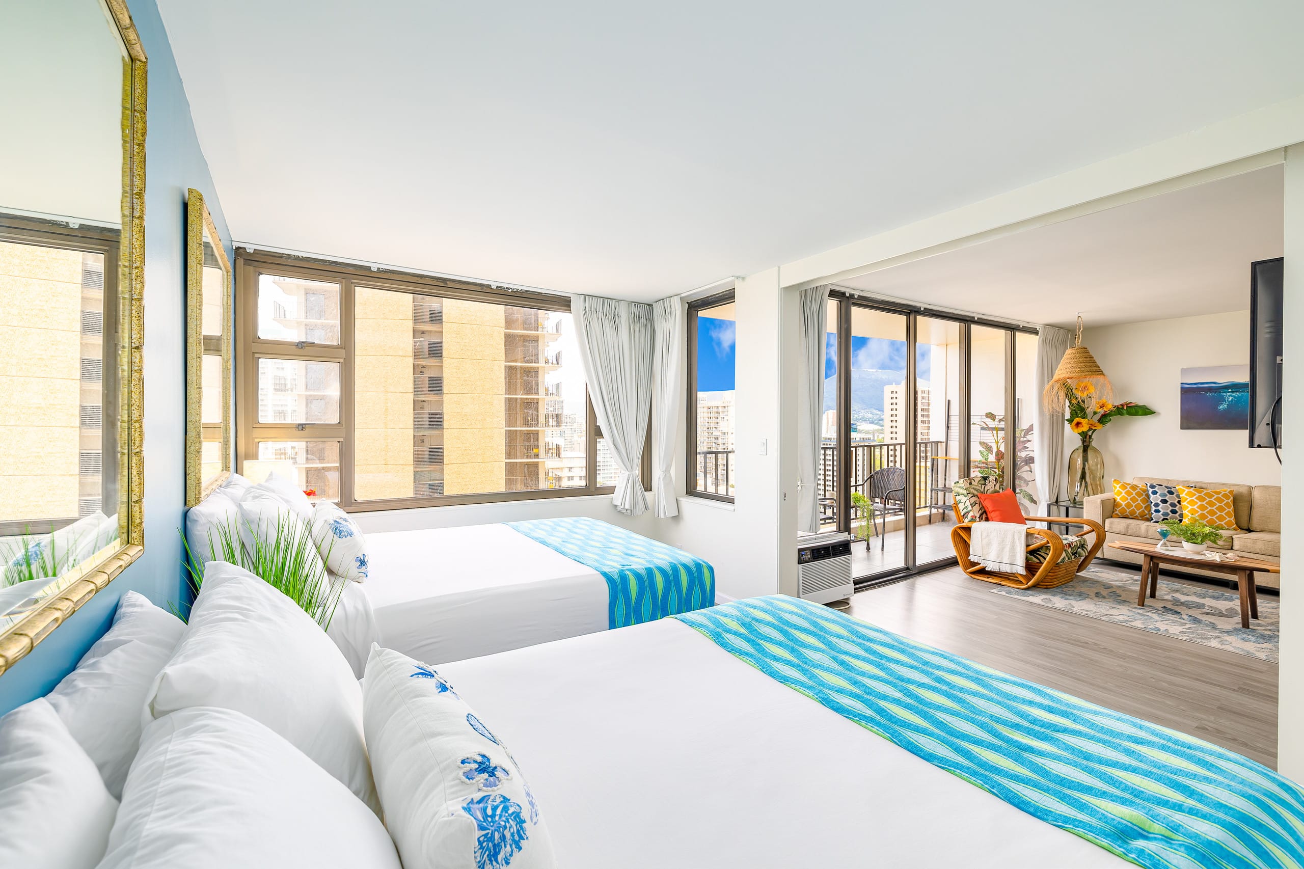 Condo in Honolulu · ★4.77 · 1 bedroom · 3 beds · 1 private bath - Image 17