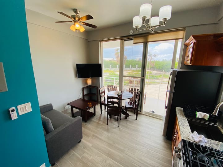 1st Floor Casita. Close To Town. On The River! - Belize