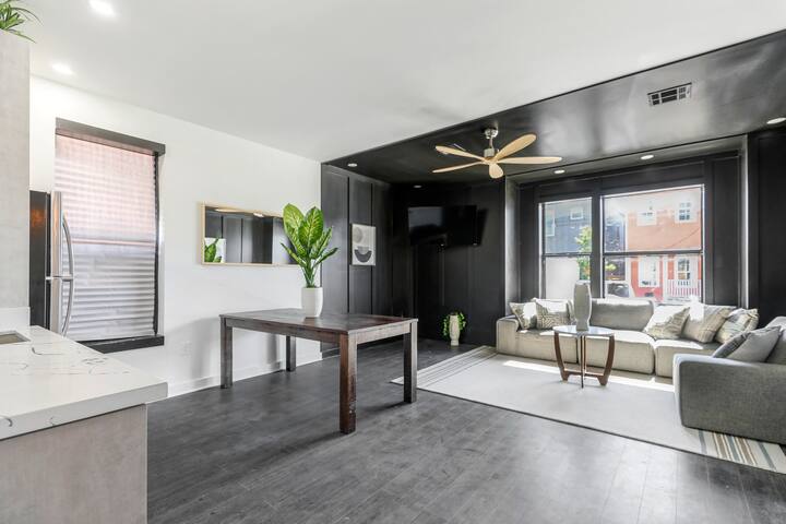 Luxury Villa w Rooftop gallery image 3