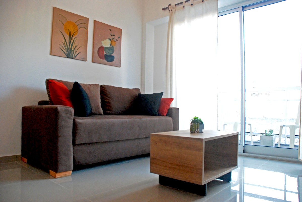 Top Airbnb: Warm and comfortable apartment in Flores in Flores