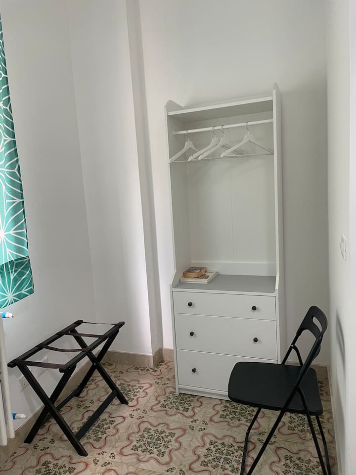 غرفة النوم 2