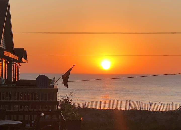 Oceanside Oceanview Townhome Walk to Beach 60 sec Townhouses for