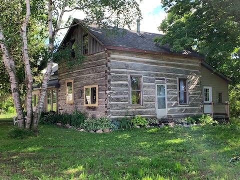 Kettle Creek Cabin