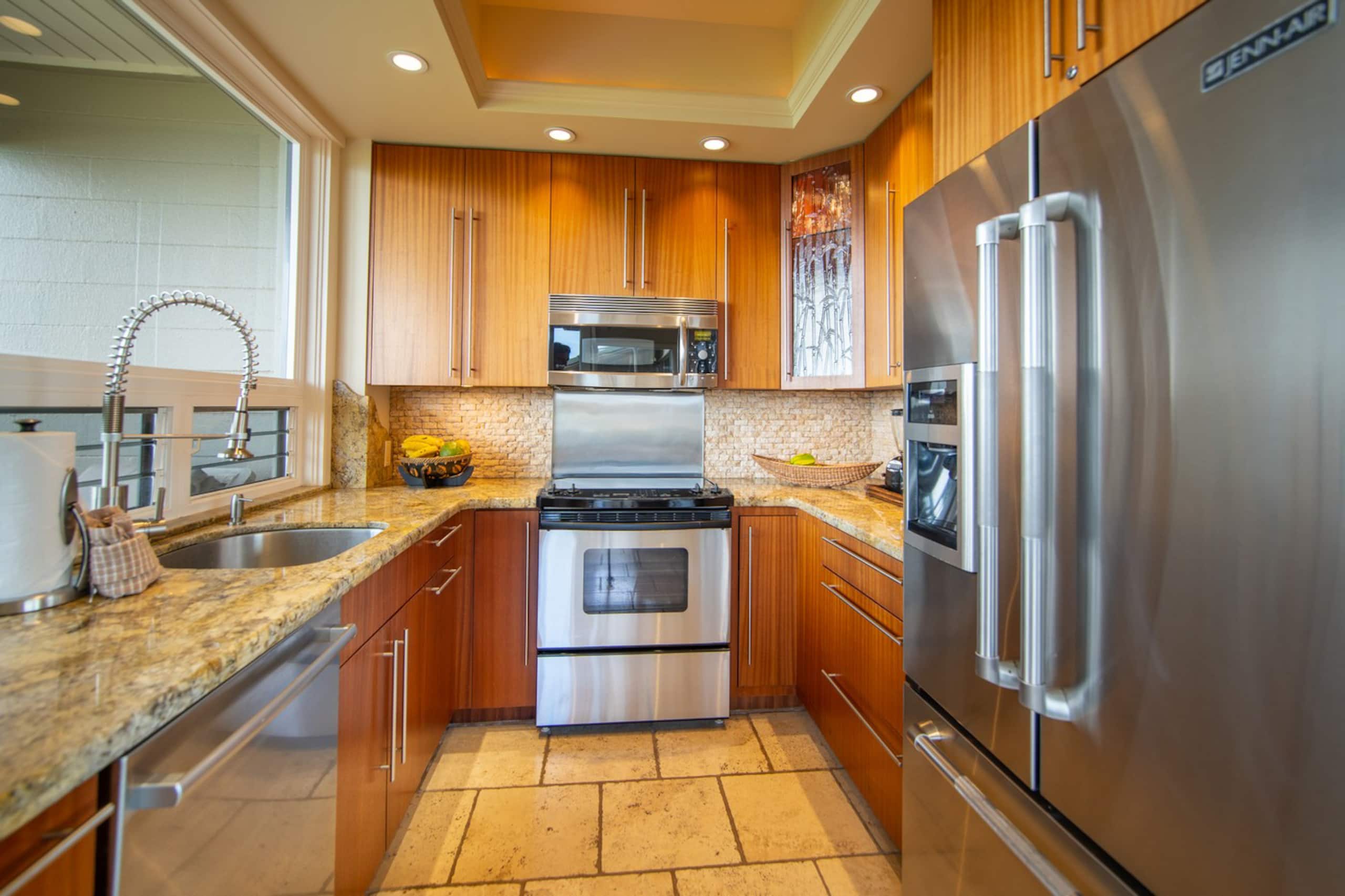 Kapalua Bay Villas 26G2 Gold Oceanfront 1BD/1BA - Image 3