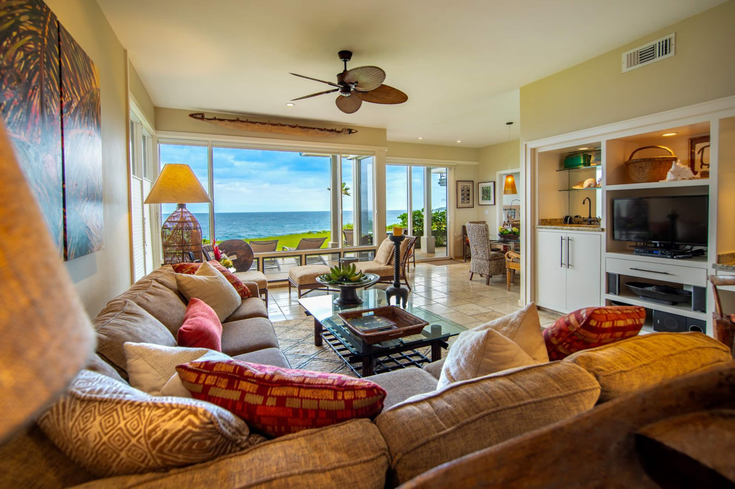 Kapalua Bay Villas 26G2 Gold Oceanfront 1BD/1BA - Image 1
