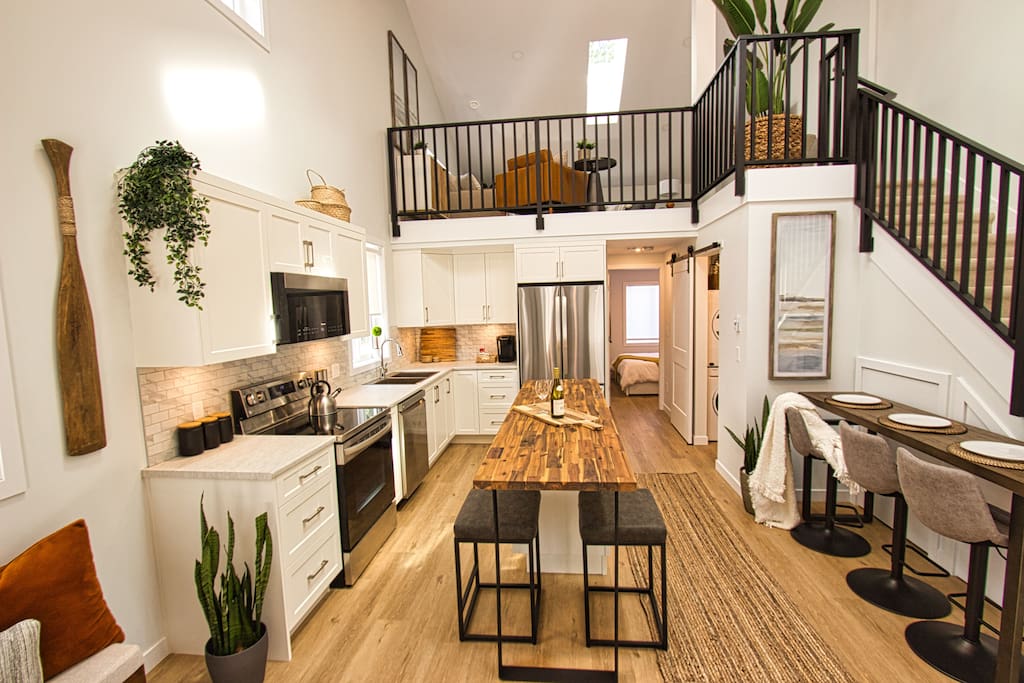 The Loft at Diver Lake