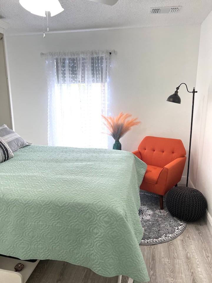 Soba 2 kad se krevet Murphey spusti. 