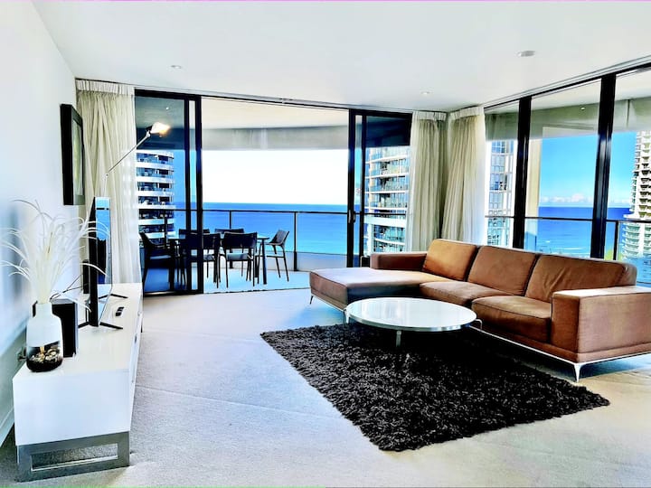 ♦Yes! Luxury Oracle-ocean 2bdr 18f Netflix/parking - Gold Coast