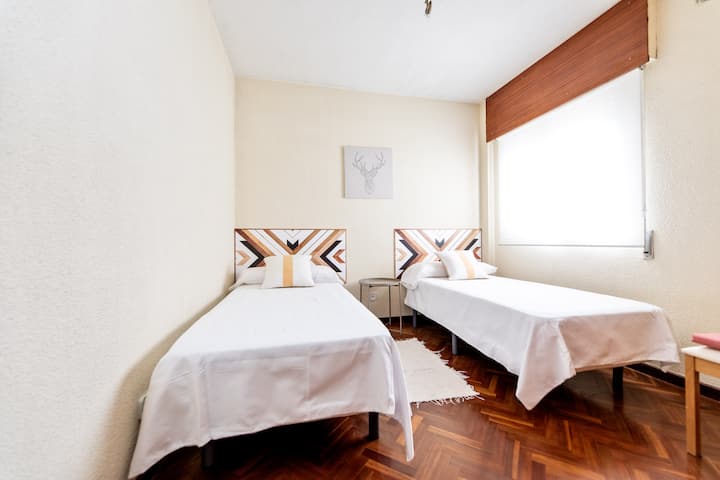 غرفة النوم 2