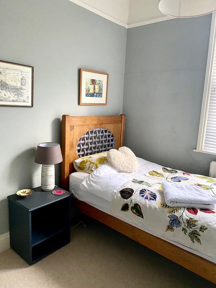 ห้องนอนเดี่ยว 