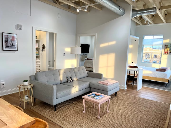 Eco-conscious Luxury Condo | The Quarters Suite 4 - Grafton, WI