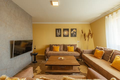 Flamingo Apartment