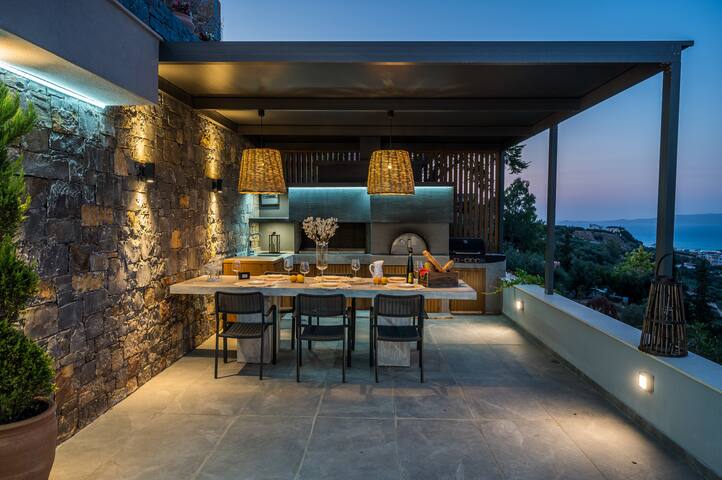 Luxury Hilltop Villa • Sea Views & Infinity Pool gallery image 3