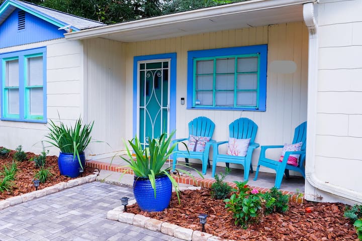 Private Home Central Ocala, Fully Fenced Yard, Remodeled, Piano, Pet Friendly - Ocala, FL