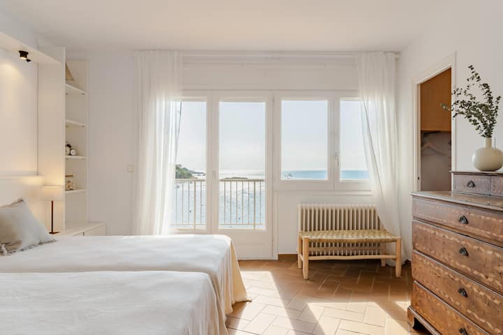 Glavna spavaća soba - apartman s kupaonicom i garderobom