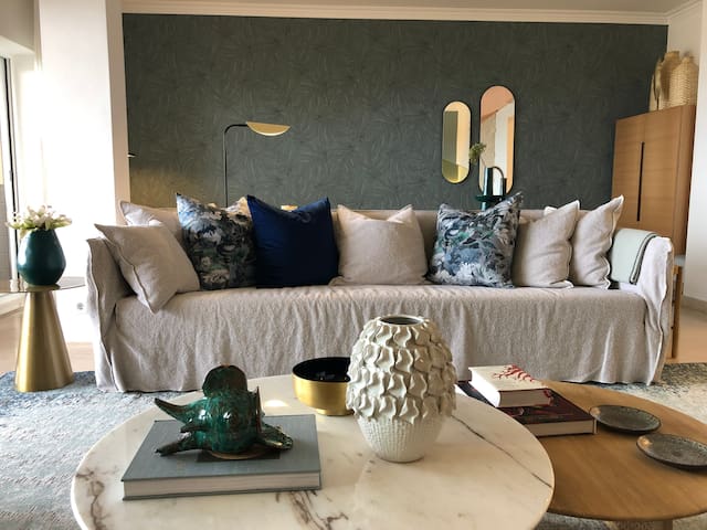 Luxury Penthouse with amazing sea views in Cascais gallery image 3