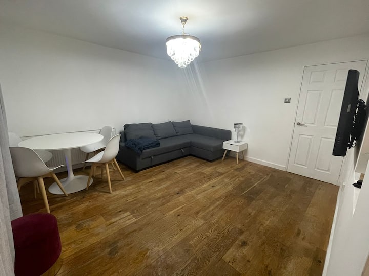 2br Apartment In Cheltenham Town Centre - Cheltenham