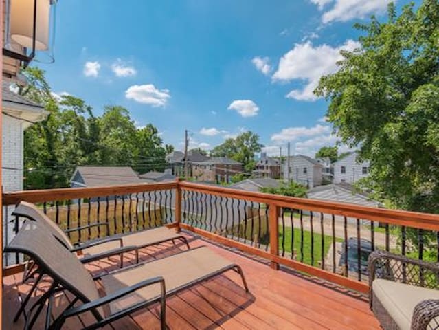 Luxury Meets Comfort gallery image 3