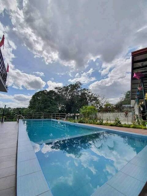 Eve’s Garden Amparo 3-bedroom vacation home w pool