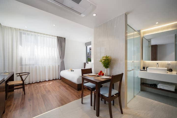 Garden View Studio - Duke Casa Apartment - Da Nang