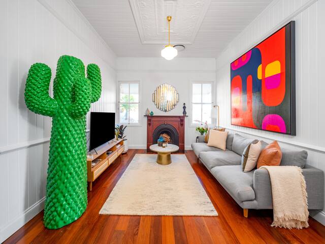 Inner city two bedroom home with pool gallery image 2