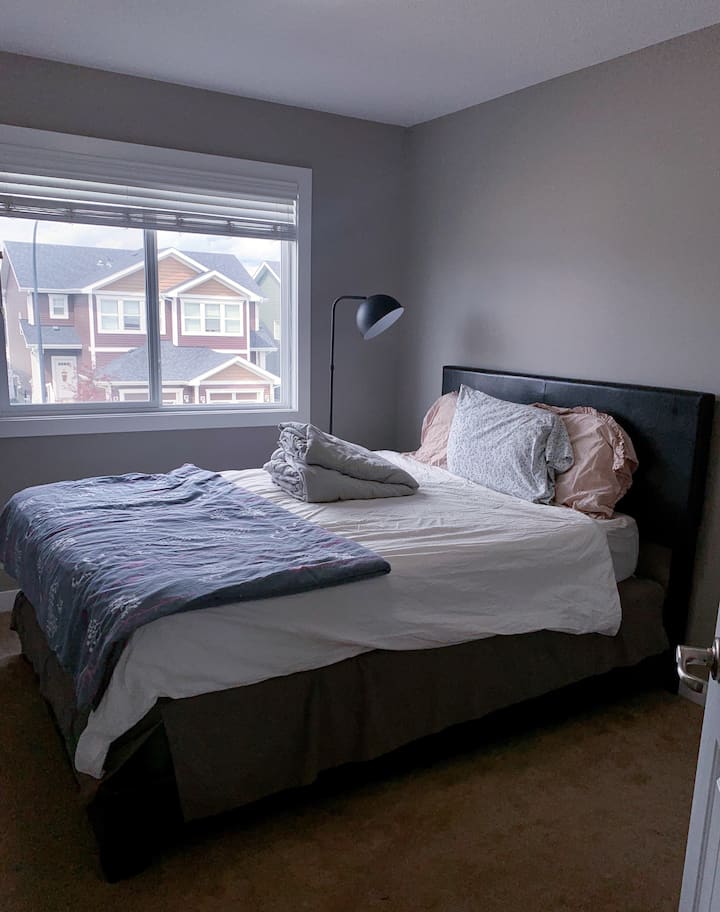 Leduc Vacation Rentals & Homes Alberta, Canada Airbnb