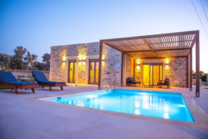 Marelia Villa 1 IDA View-Pool-BBQ-Privacy