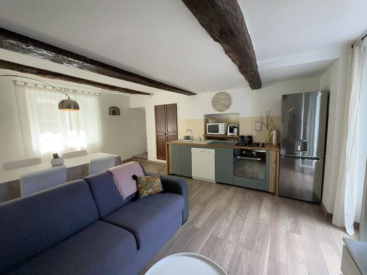Le Patio : Charme Et Calme Au Cœur Du Village - Le Plan-de-la-Tour