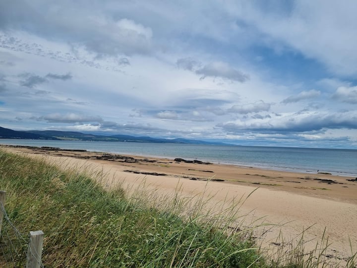 Makin Memories S79. Gorgeous 8 Berth Caravan. - Golspie