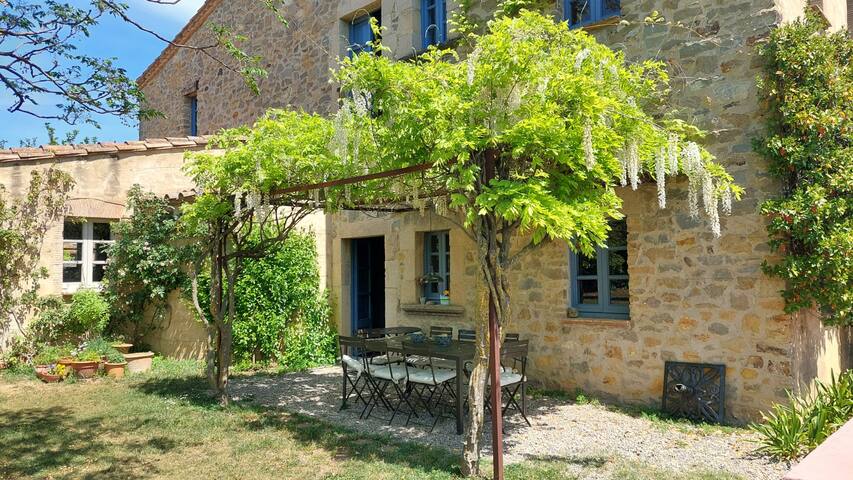 Casa-masia Camallera (Alt Empordà)