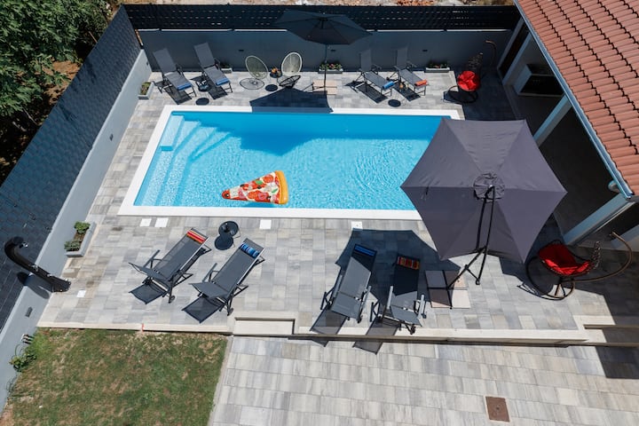 Residence Ellena - Apartment With Pool Access 201 - Zadar