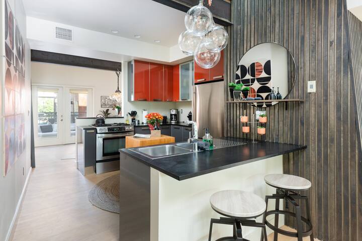 ChampaHouse- Easy access to Rino/Ballpark/Downtown gallery image 3