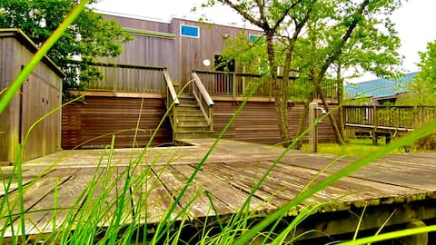 Top Airbnb: Fair Harbor, Fire Island sunny 3 bedroom in Fire Island